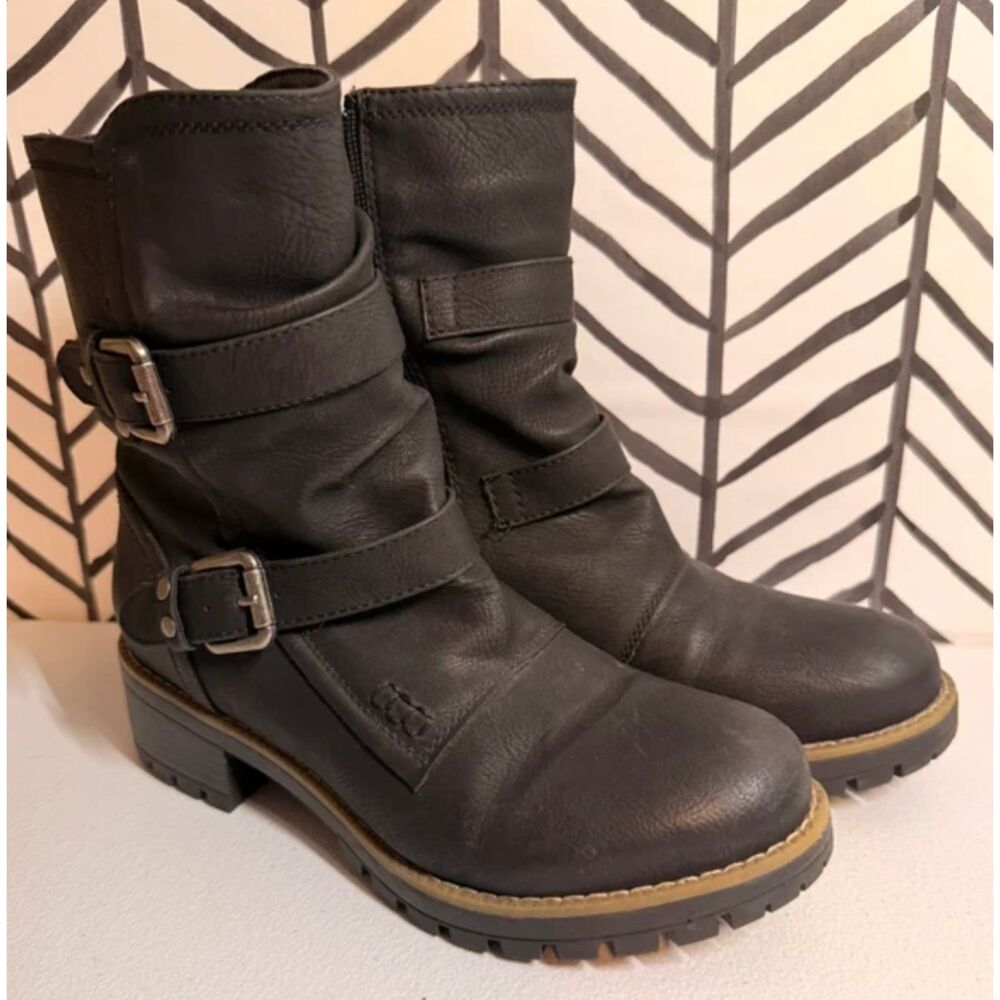 Global Win Black Silver Buckle Slouchy Combat Ankle Boots Women’s 7.5
